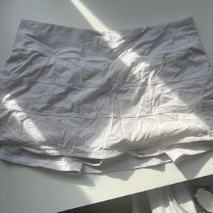 Lululemon pace rival white skirt
